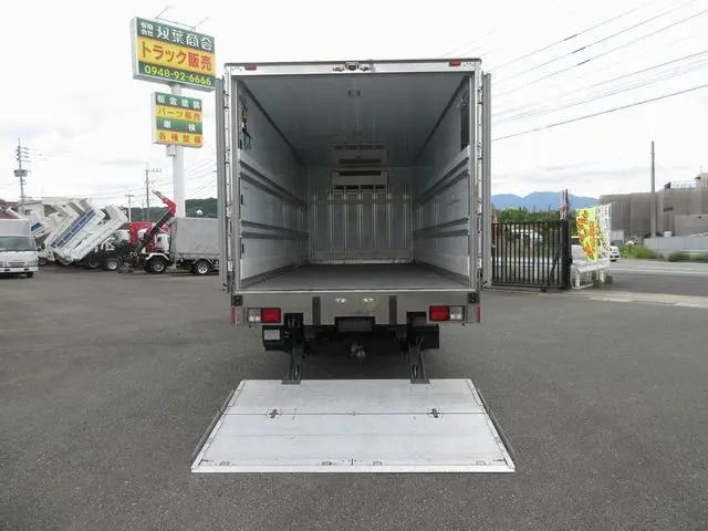 日野 レンジャー 2KG-FD2ABA(2WD)の写真10