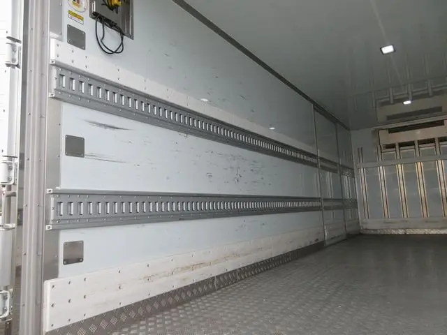 日野 レンジャー 2KG-FD2ABA(2WD)の写真19