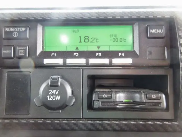 日野 レンジャー 2KG-FD2ABA(2WD)の写真42