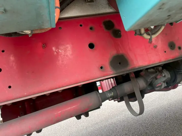 いすゞ ギガ 2KG-CYL77C(2WD)の写真24