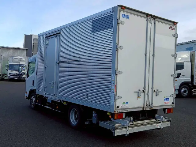 いすゞ エルフ 2RG-NPR88AN(2WD)の写真6