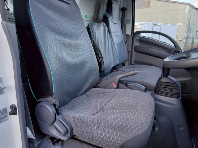 いすゞ エルフ 2RG-NPR88AN(2WD)の写真42