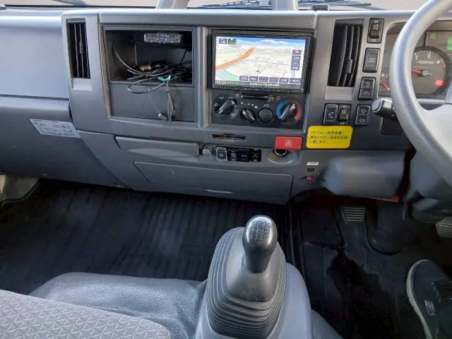 いすゞ エルフ 2RG-NPR88AN(2WD)の写真45