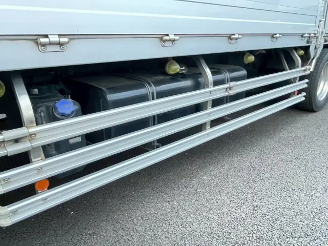 日野 プロフィア 2DG-FW1AHJ(8x4)の写真20