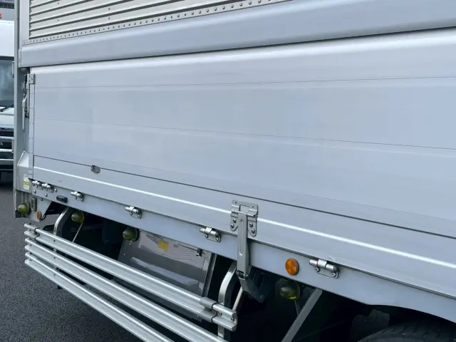 日野 プロフィア 2DG-FW1AHJ(8x4)の写真24