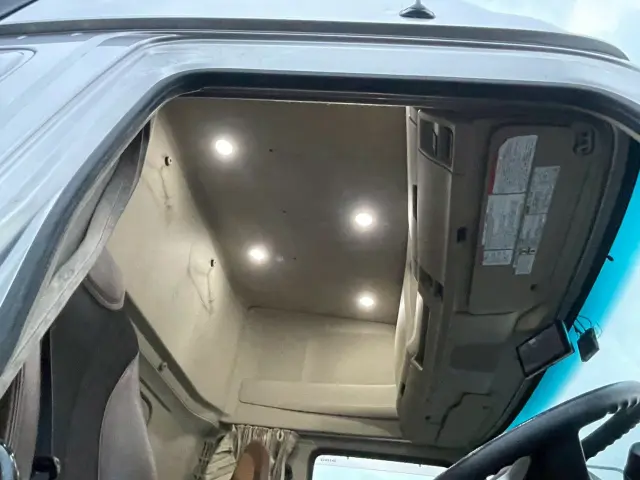 日野 プロフィア 2DG-FW1AHJ(8x4)の写真42