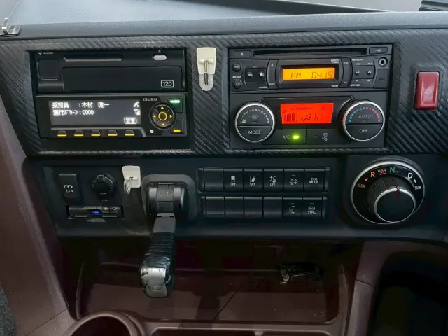 日野 プロフィア 2DG-FW1AHJ(8x4)の写真44