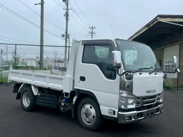 いすゞ エルフ 2PG-NKS88AN(4WD)の写真3