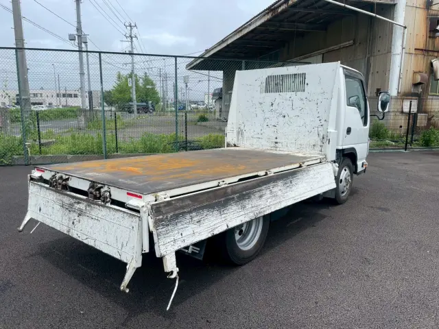 いすゞ エルフ 2PG-NKS88AN(4WD)の写真14