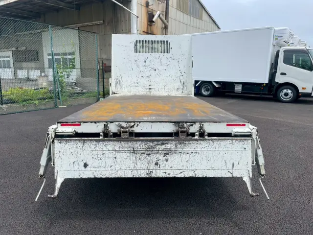 いすゞ エルフ 2PG-NKS88AN(4WD)の写真15