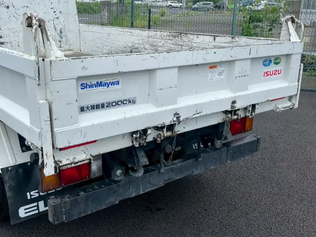 いすゞ エルフ 2PG-NKS88AN(4WD)の写真26