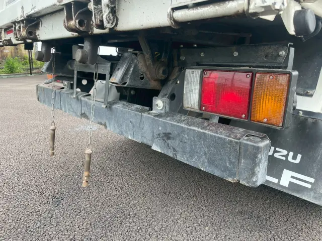いすゞ エルフ 2PG-NKS88AN(4WD)の写真29