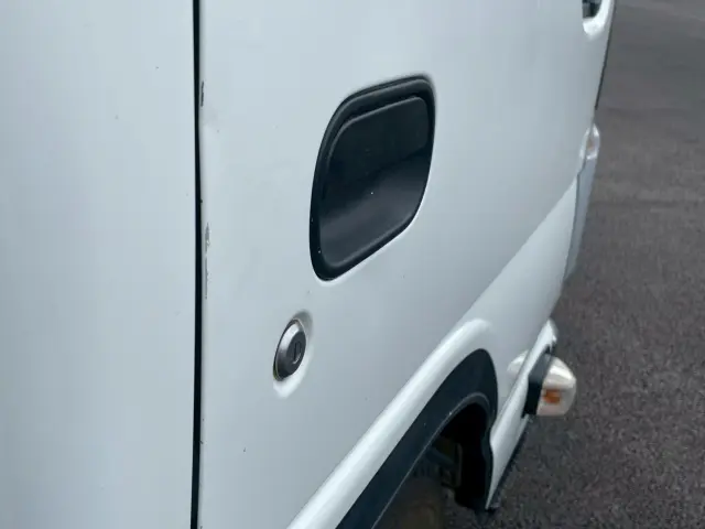 いすゞ エルフ 2PG-NKS88AN(4WD)の写真32