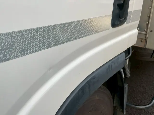 いすゞ エルフ 2RG-NPR88YN(2WD)の写真20