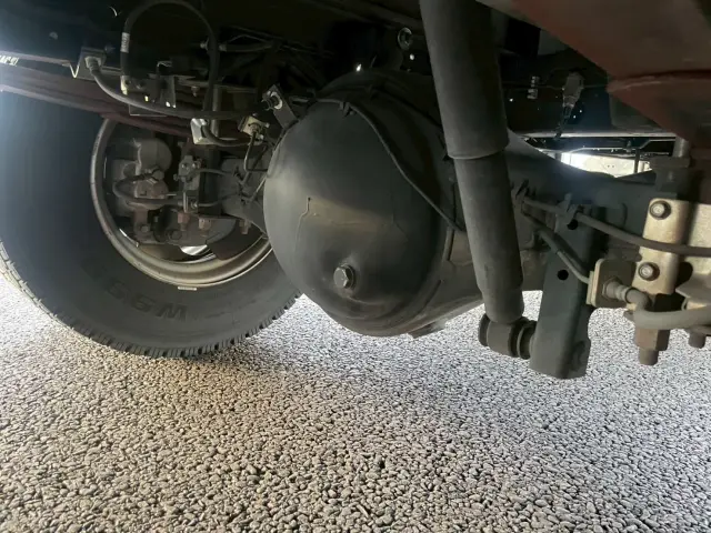 いすゞ エルフ 2RG-NPR88YN(2WD)の写真26