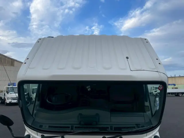 いすゞ エルフ 2RG-NPR88YN(2WD)の写真32