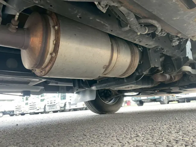 トヨタ コースター SKG-XZB70(2WD)の写真16