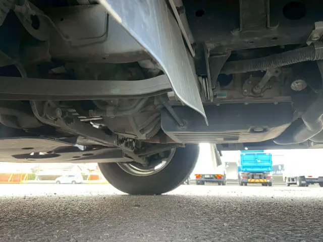 トヨタ コースター SKG-XZB70(2WD)の写真17