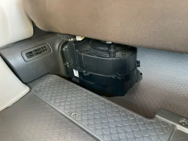 トヨタ コースター SKG-XZB70(2WD)の写真28