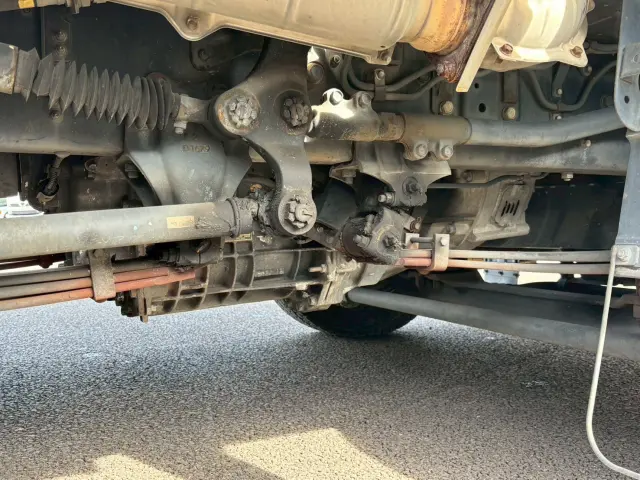 いすゞ ギガ 2PG-CYJ77C(2WD)の写真32