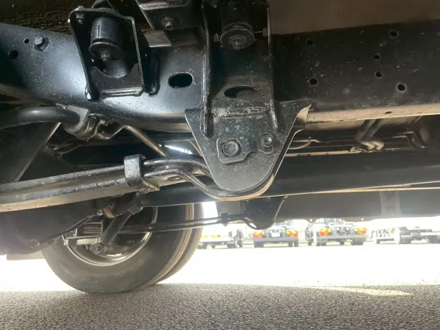 トヨタ コースター SKG-XZB70(2WD)の写真13