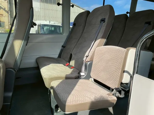 トヨタ コースター SKG-XZB70(2WD)の写真30