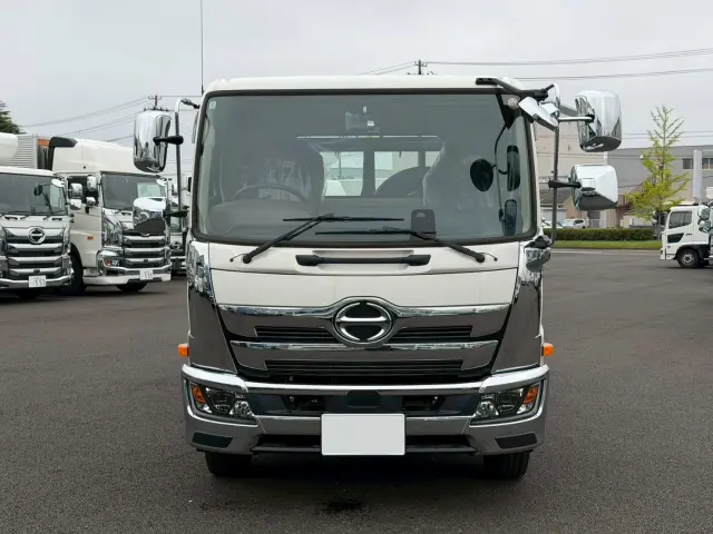 日野 レンジャー 2PG-FJ2ACA(2WD)の写真2