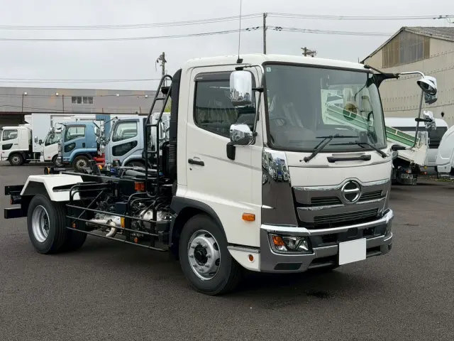 日野 レンジャー 2PG-FJ2ACA(2WD)の写真3