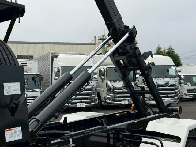 日野 レンジャー 2PG-FJ2ACA(2WD)の写真12