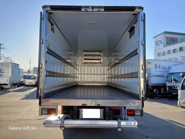 日野 レンジャー 2KG-FE2ABG(2WD)の写真9