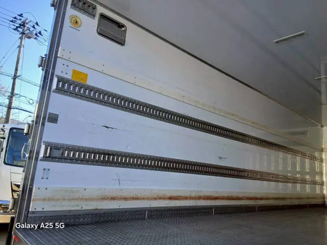 日野 レンジャー 2KG-FE2ABG(2WD)の写真10