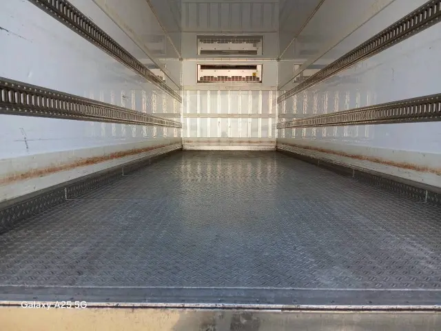 日野 レンジャー 2KG-FE2ABG(2WD)の写真11