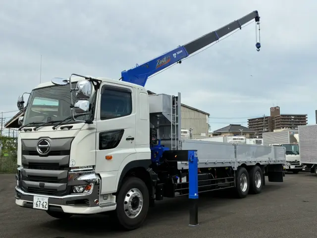 日野 プロフィア 2DG-FS1AHC(6x4)の写真1