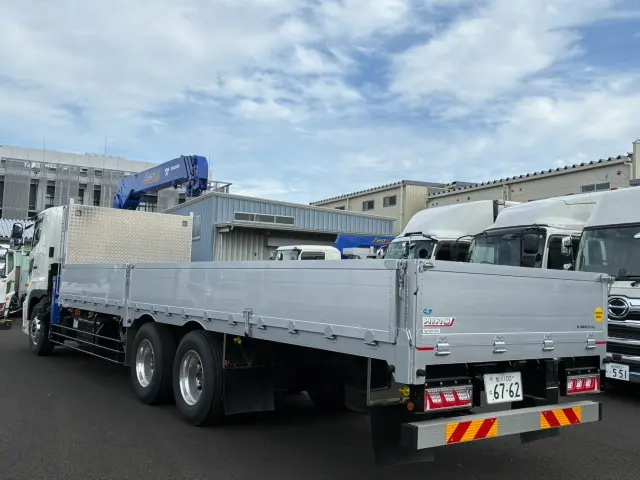 日野 プロフィア 2DG-FS1AHC(6x4)の写真6