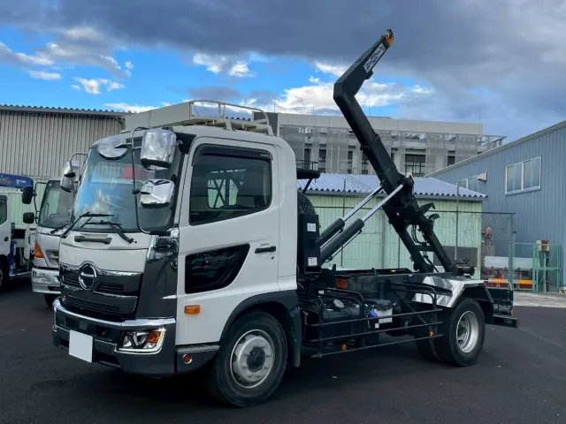 日野 レンジャー 2PG-FJ2ABA(2WD)の写真1