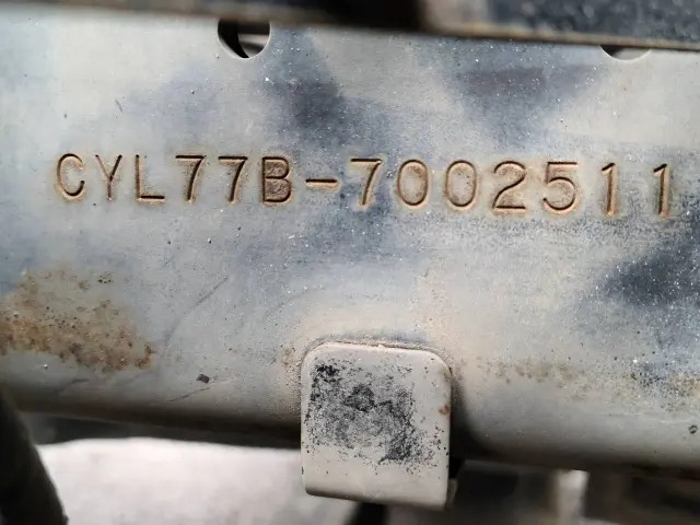 いすゞ ギガ QPG-CYL77B(6x2)の写真38
