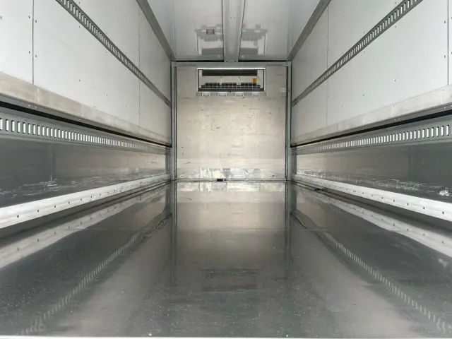 日野 レンジャー 2KG-GD2ABG(2WD)の写真14