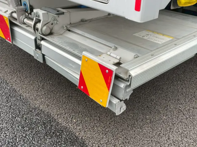 日野 レンジャー 2KG-GD2ABG(2WD)の写真20