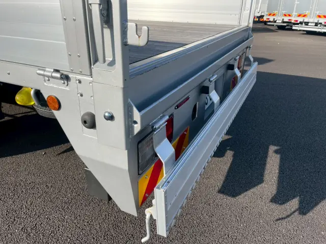 日野 レンジャー 2PG-FE2ACA(2WD)の写真16