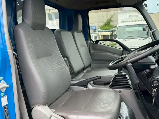 日野 デュトロ TKG-XZU700X(2WD)の写真42