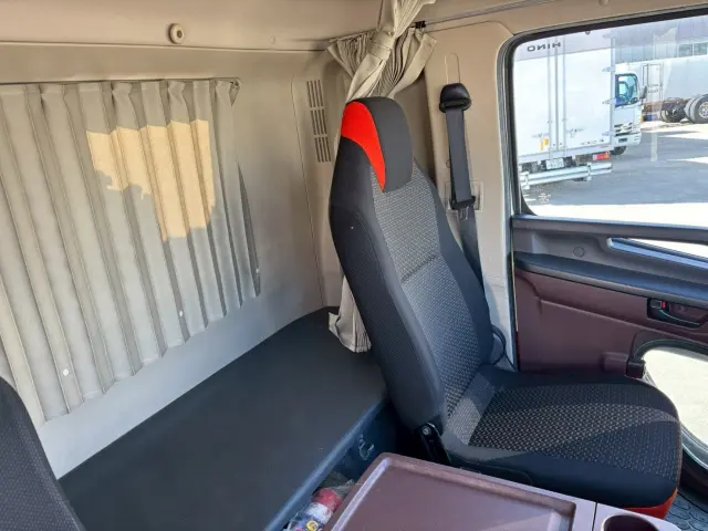 日野 レンジャー 2KG-FE2ABA(2WD)の写真32