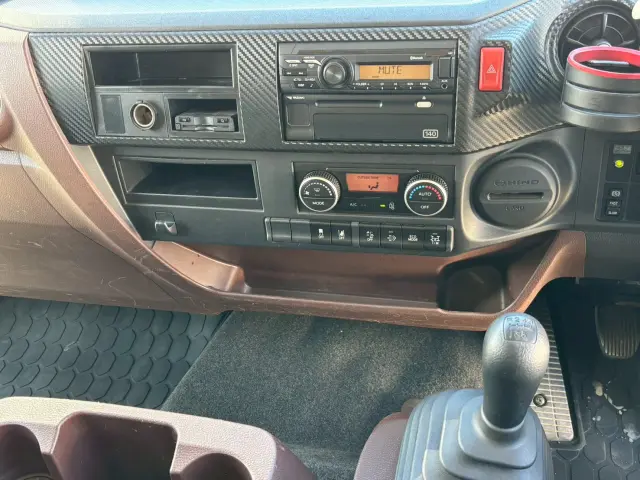 日野 レンジャー 2KG-FE2ABA(2WD)の写真36