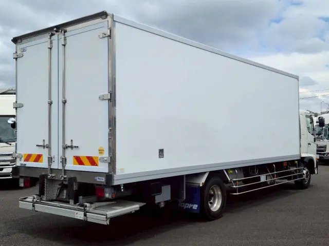 日野 レンジャー 2PG-FE2ABG(2WD)の写真4