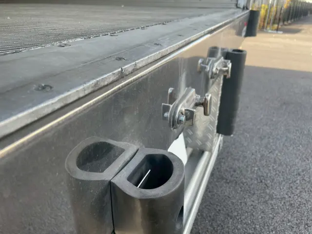 日野 レンジャー 2PG-FE2ABG(2WD)の写真15