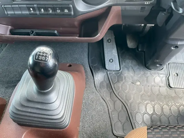 日野 レンジャー 2PG-FE2ABG(2WD)の写真40