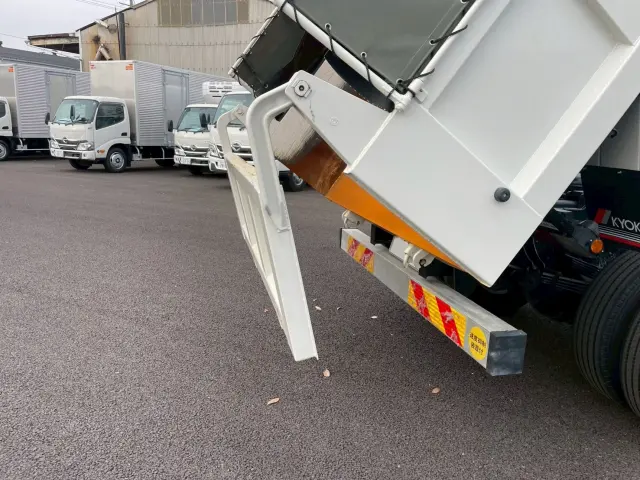 日野 レンジャー 2KG-FE2ACA(2WD)の写真12