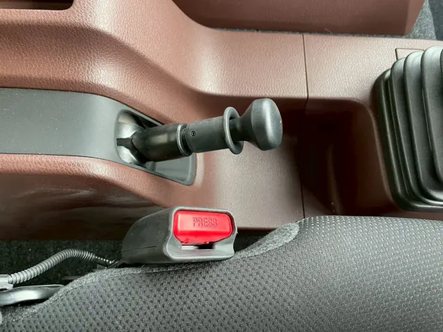 日野 レンジャー 2KG-FE2ACA(2WD)の写真38