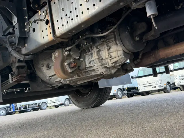 いすゞ フォワード SKG-FSR90S2(2WD)の写真31