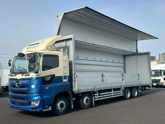 日野 プロフィア 2DG-FW1AHG(8x4)の写真1