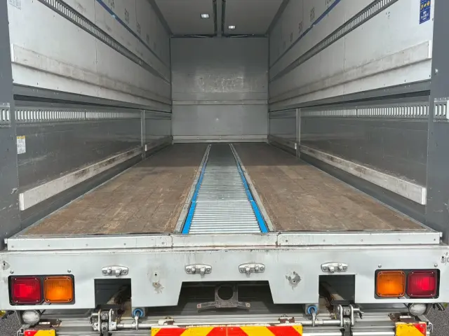 日野 プロフィア 2DG-FW1AHG(8x4)の写真12